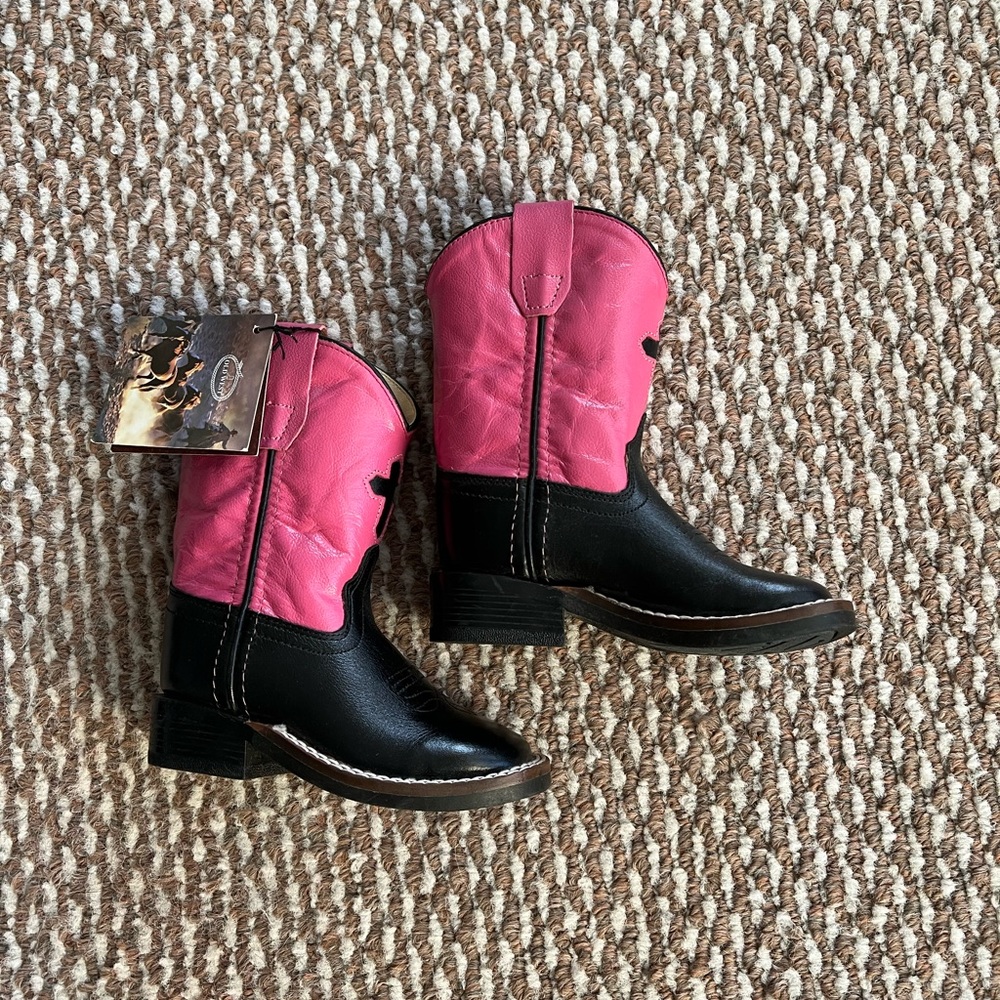 Pink cowboy boots for kids Size 6